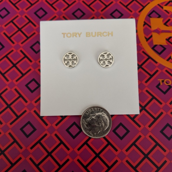 Tory Burch silver circle logo earings*NEW - Picture 3 of 6